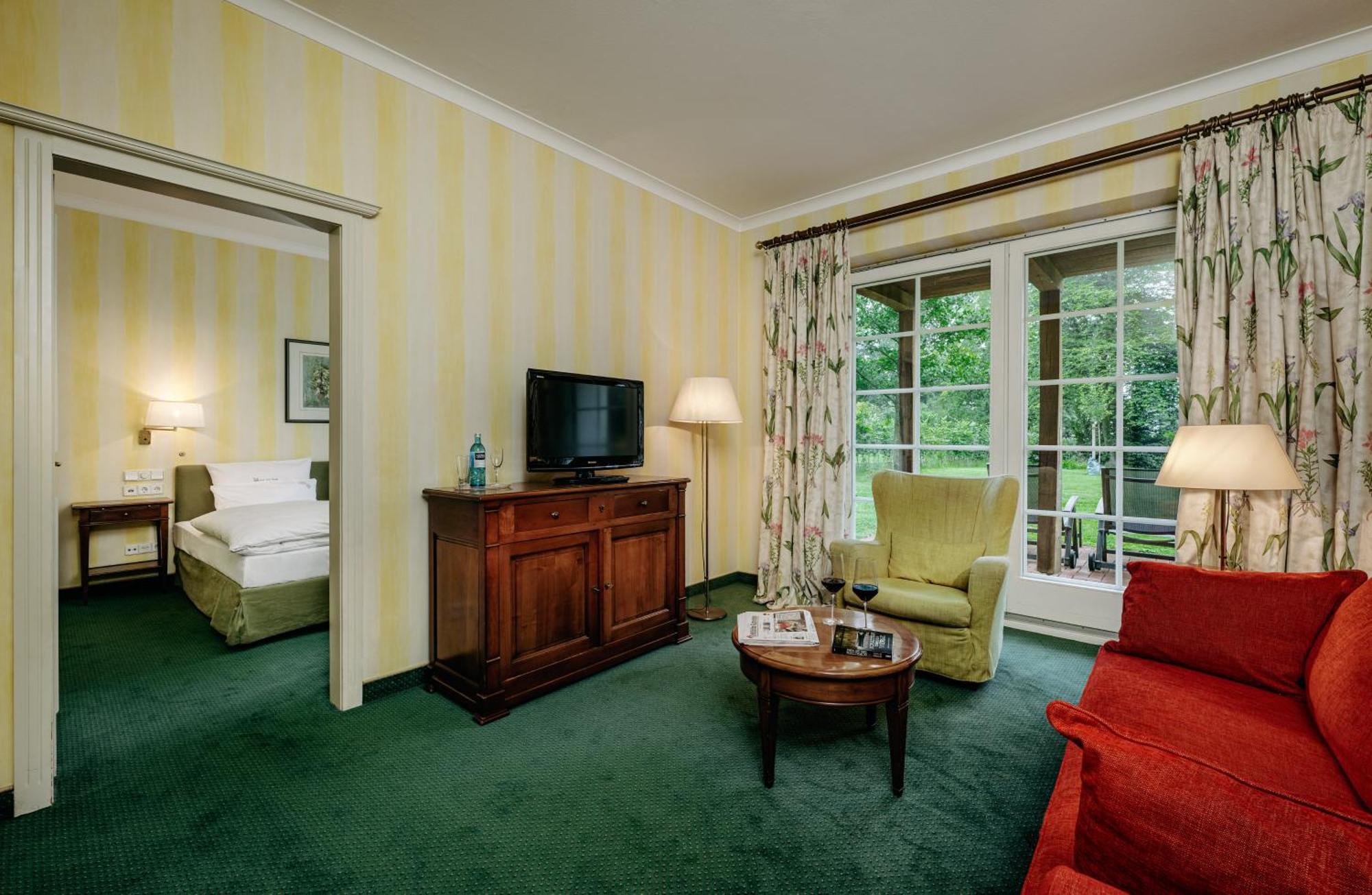 Romantik Hotel Hof Zur Linde Мюнстер Экстерьер фото