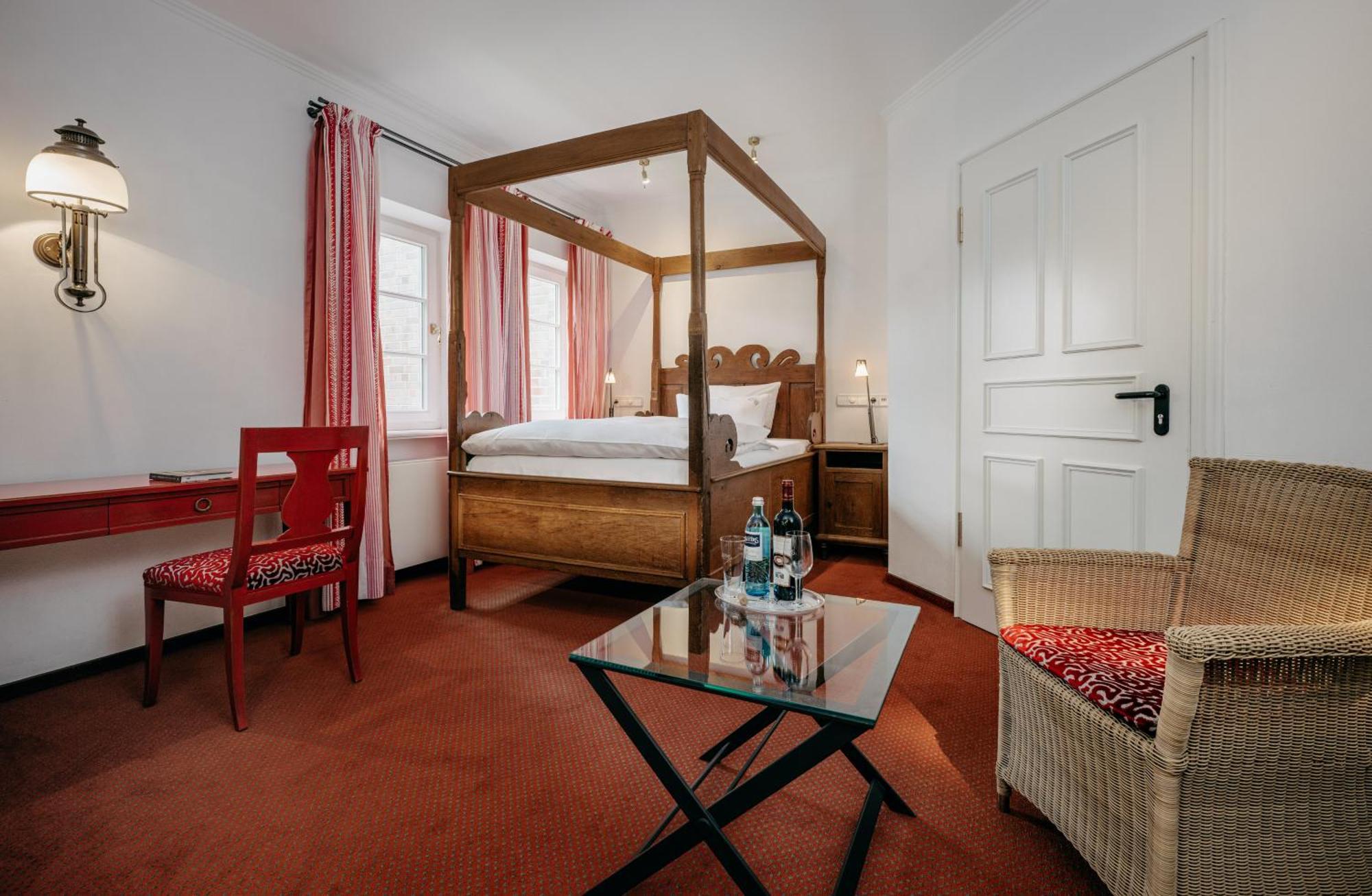 Romantik Hotel Hof Zur Linde Мюнстер Экстерьер фото