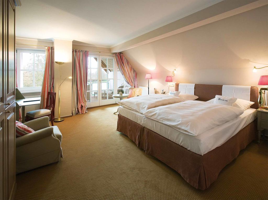 Romantik Hotel Hof Zur Linde Мюнстер Экстерьер фото